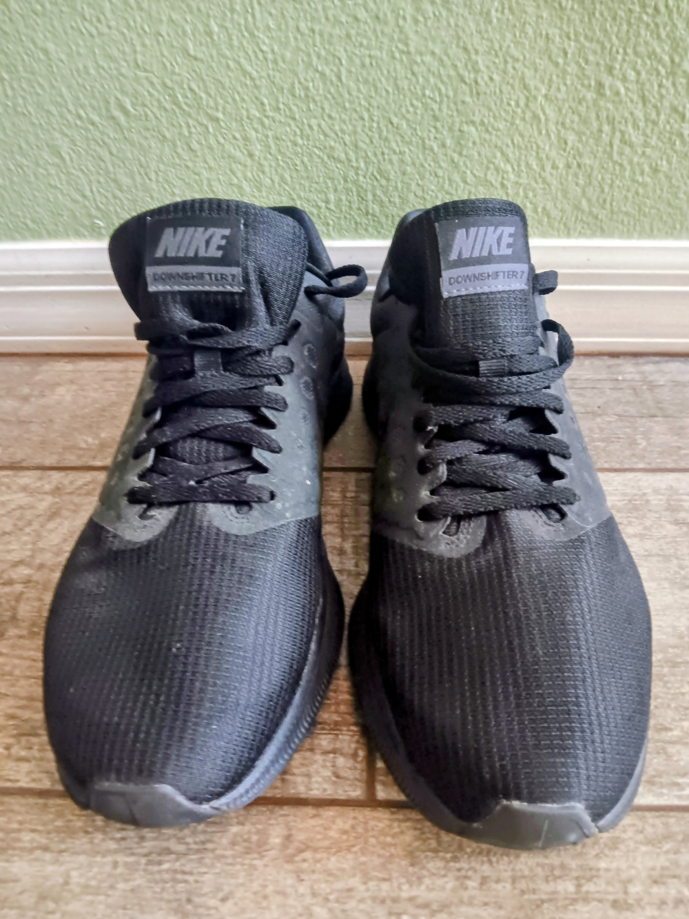 Nike Men's Downshifter 7 Sneakers - Black